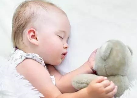 宝宝吹空调有什么误区 如何正确给宝宝吹空调